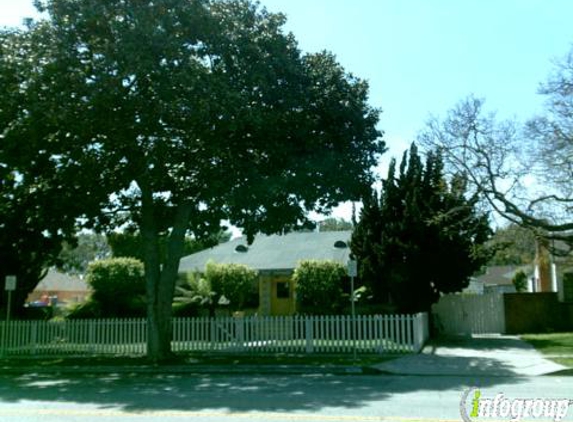 Bright Beginnings Family School - Los Angeles, CA