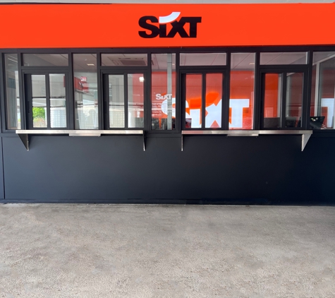 SIXT Rent a Car Washington National Airport - Arlington, VA