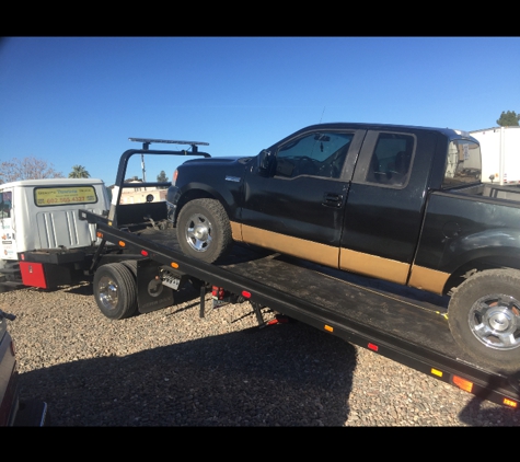 Ocampo Towing Truck