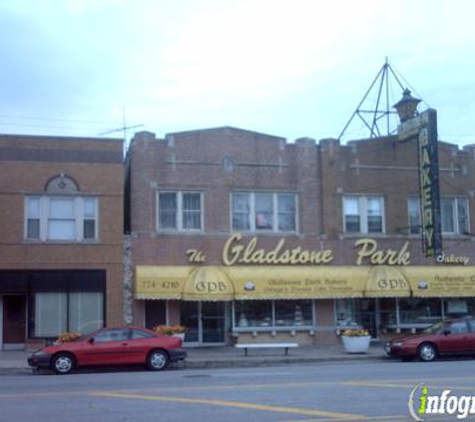 Gladstone Lounge & Liquors - Chicago, IL