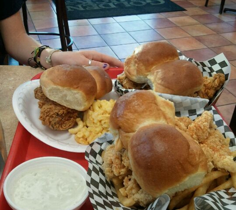 Golden Chick - Desoto, TX