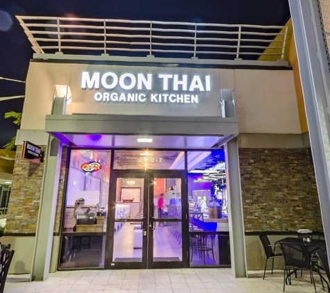 Moon Thai Boca Raton - Boca Raton, FL