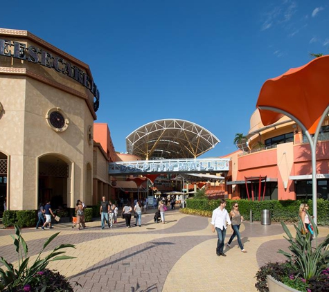 Dolphin Mall - Miami, FL