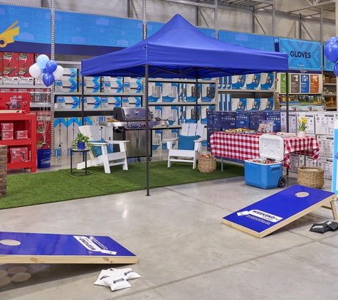 Lowe's Home Improvement - Paris, TN