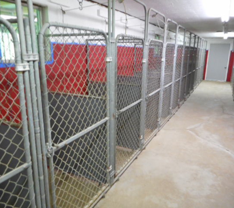 Tyler Heights Boarding Kennel - Charleston, WV