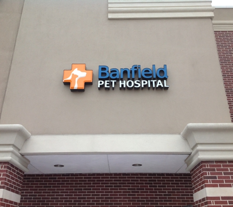 Banfield Pet Hospital - Pearland, TX