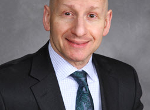 Dr. Dennis D Hoffman, MD - Libertyville, IL