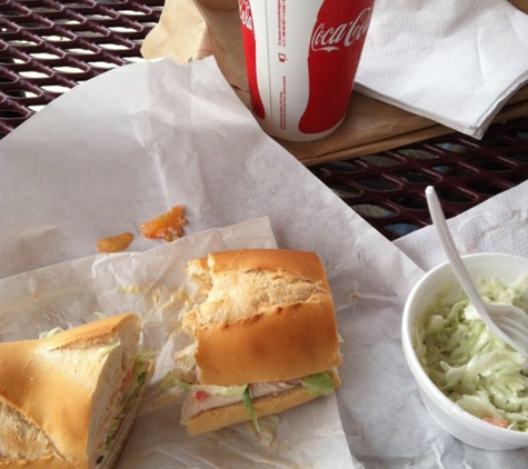 Mom's Deli - Saint Louis, MO