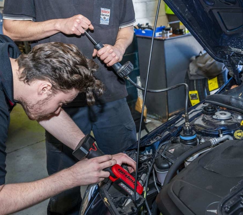 Haslinger's Automotive Service - Shenton Park, WA