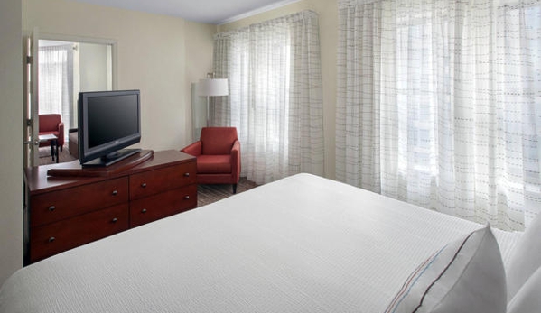 Residence Inn by Marriott Alexandria Old Town South at Carlyle - Alexandria, VA