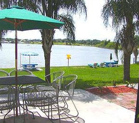 Lake Roy Beach Inn - Winter Haven, FL