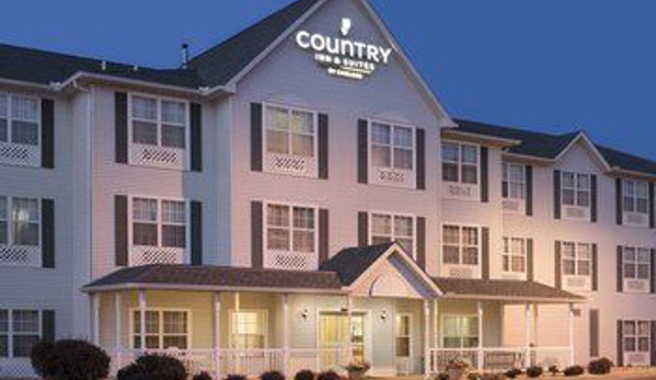 Country Inns & Suites - Moline, IL
