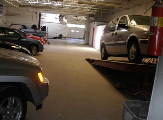 Collision Services - Waterford, MI