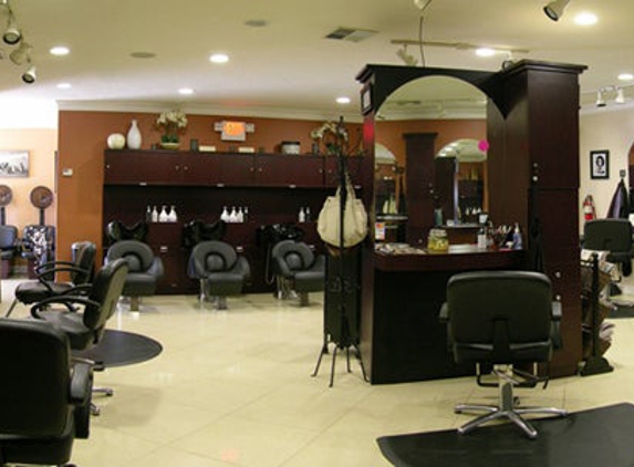 The Salon Avenue - Visalia, CA