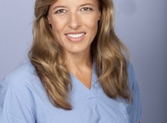 Dr. Allison a Hill, MD - Los Angeles, CA