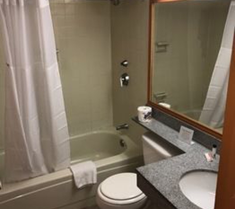 Days Inn by Wyndham Ann Arbor - Ann Arbor, MI