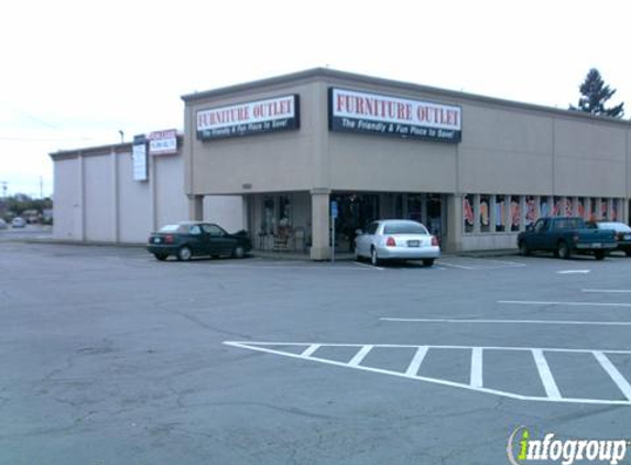 Sears Hometown Stores - Mcminnville, OR
