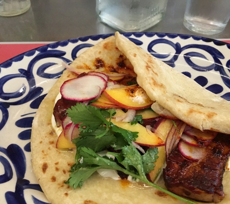 Dove's Luncheonette - Chicago, IL