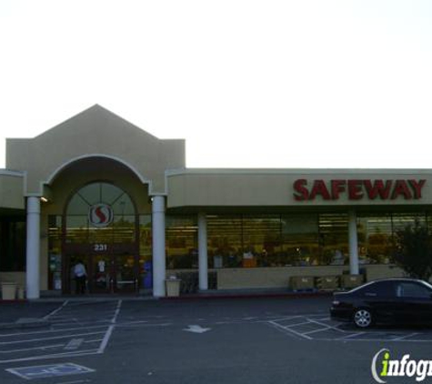 Safeway - Hayward, CA