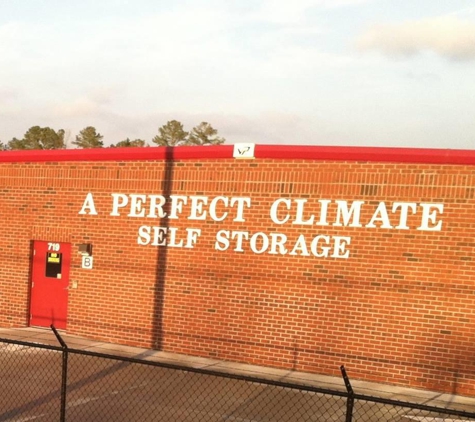 A Perfect Climate Self Storage - Jacksonville, NC