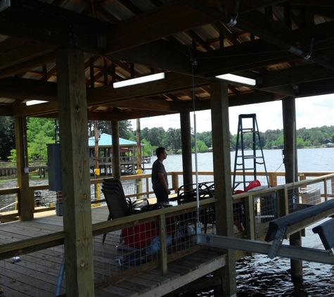 Hurd Electric LLC - Many, LA. We also wire boat houses \ Boat lifts