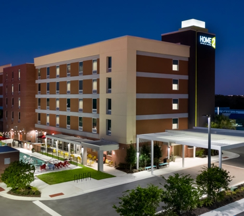 Home2 Suites by Hilton Orlando Near UCF - Orlando, FL