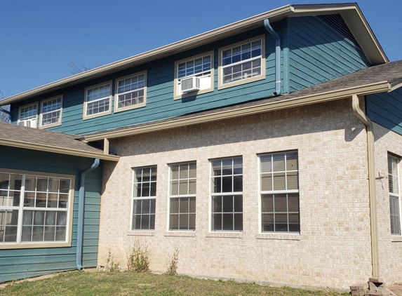 AAA Roofing & Gutters - San Marcus, TX