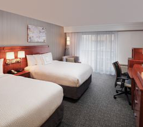 Courtyard by Marriott - Orange, CT