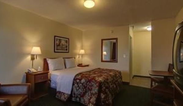 InTown Suites - Cumming, GA