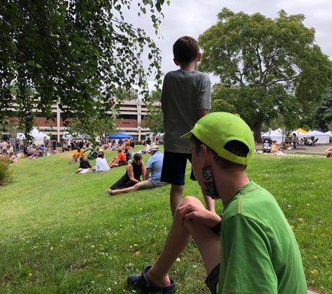 Queen Anne Farmers Market - Seattle, WA