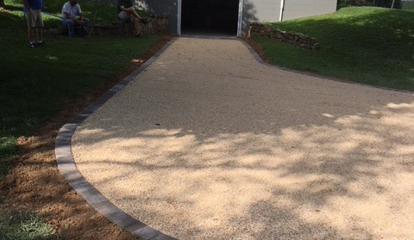 Dominion Driveway and Parking Lot Paving, Inc. - North Tazewell, VA. Patio Pavers and Decorative Stone