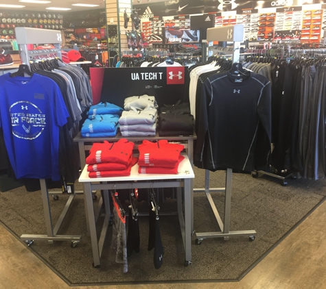 Hibbett Sports - Whiteville, NC