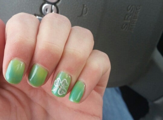 Andy's Nails - Des Moines, IA