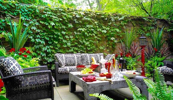 Garden    District    Patios - Lake Charles, LA