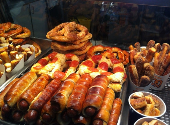 Auntie Anne's Soft Pretzels - Livingston, NJ