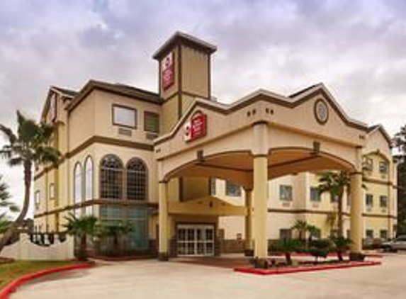 Best Western Plus New Caney Inn & Suites - New Caney, TX