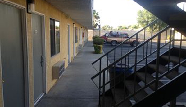 California Budget Motel - Hemet, CA