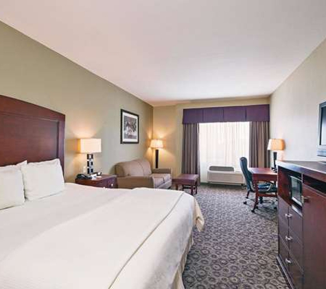 La Quinta Inn & Suites by Wyndham Fort Worth NE Mall - Hurst, TX