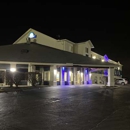 Days Inn by Wyndham Batavia Ohio - Motels