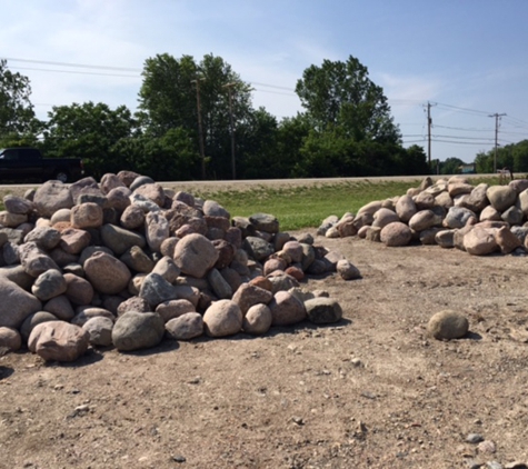 Lang's Landscaping Materials - Waterford, WI