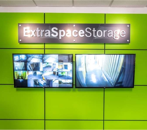 Extra Space Storage - Knoxville, TN