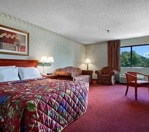 Days Inn - Martinsburg, WV