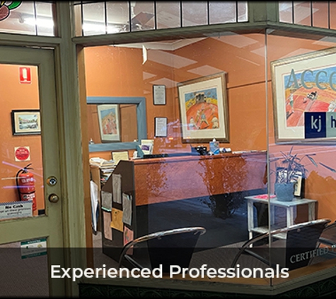 K J Holland & Associates - Aldgate, SA. Experienced Professionals