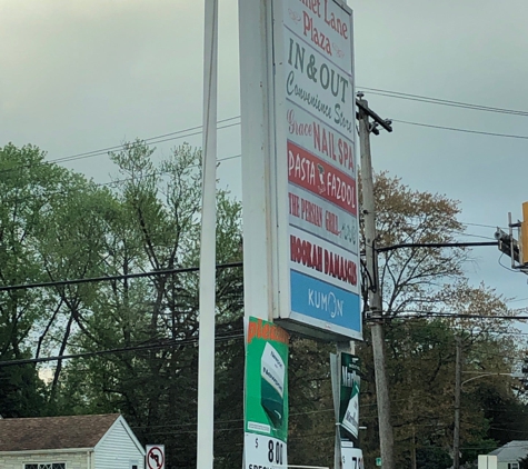 In & Out Food Market - Hatboro, PA