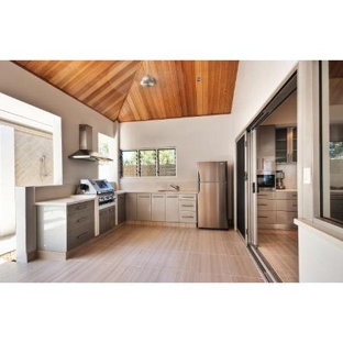 M & R Kitchens