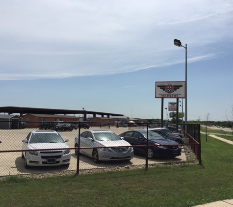 Castle Hills Motors - Lewisville, TX