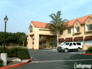Guesthouse Intl Hotel & Suites