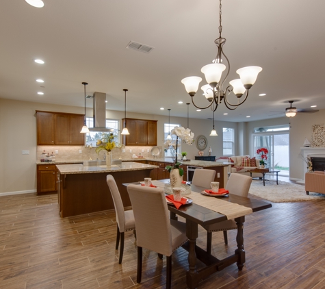 Refined:Redesign~Home Staging Professional - Modesto, CA