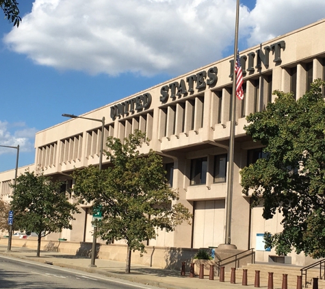 The United States Mint - Philadelphia, PA