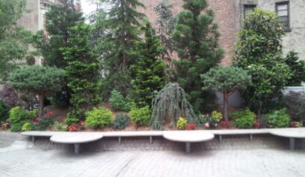 New York Plantings Garden Designers & Landscape Construction - New York, NY